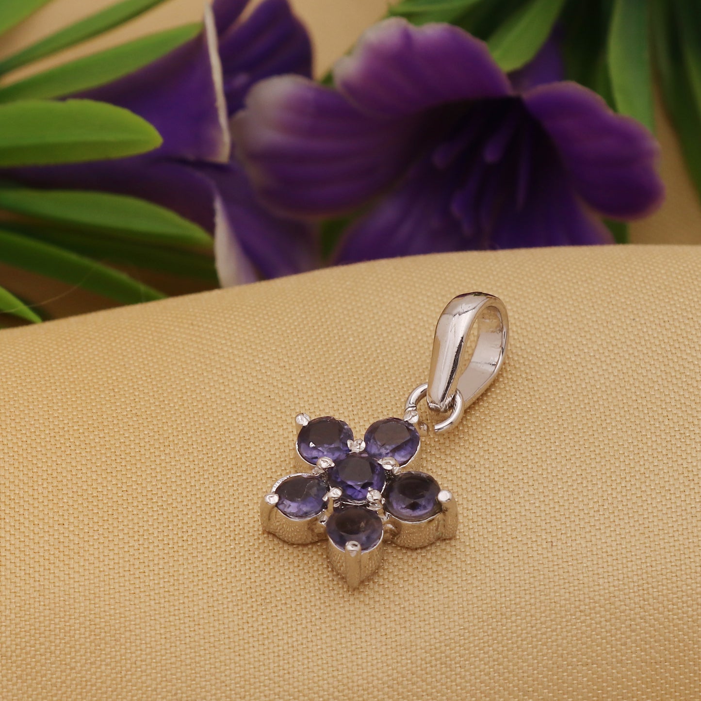 925 Sterling Silver Blue Sapphire Pendant