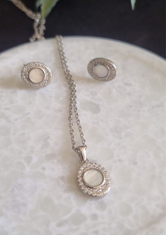 925 Sterling Silver MOP Pendant With Earring