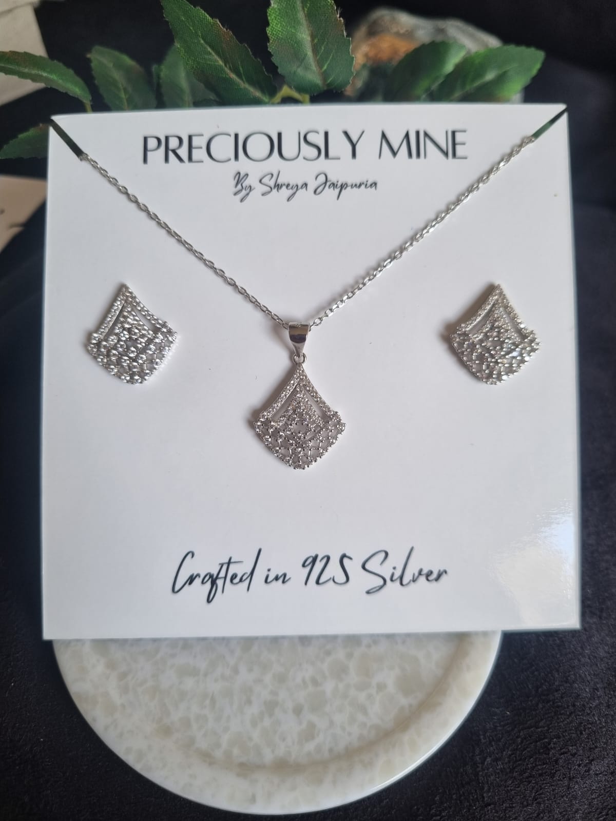 925 Sterling Silver Elegant Zircon Jewelry Set